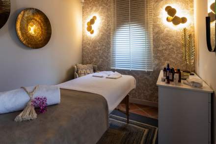 Spa Drôme · Soins et Massages Domaine du Colombier Malataverne ·  
