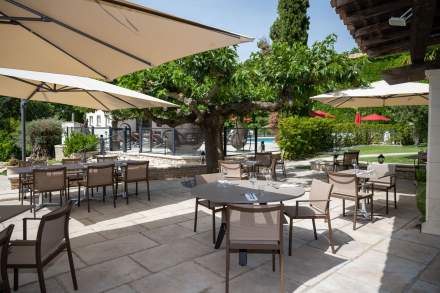 Terrasse Bistrot 270 Domaine du Colombier