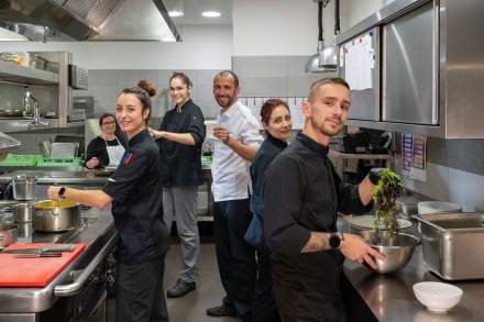 Emploi Restauration Drôme · Domaine du Colombier à Malataverne · Recrutement