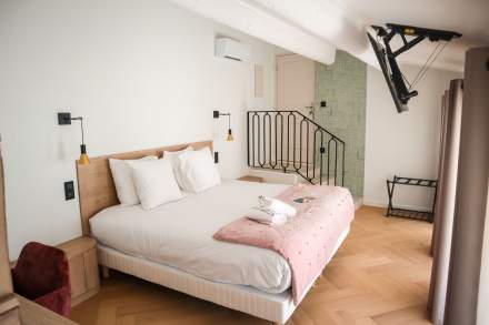 Chambre présidentielle Domaine du Colombier