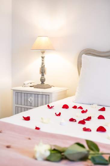 Chambre romantique, Le Domaine du Colombier à Malataverne, Drôme Provençale