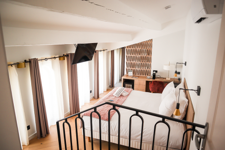 Chambre présidentielle Domaine du Colombier